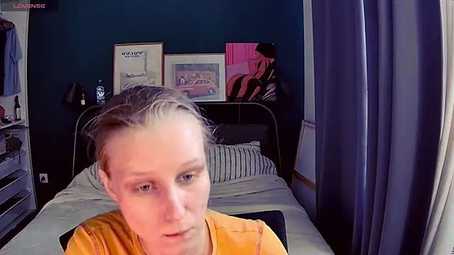 KatiKate online show from 06-14-26, 02:52