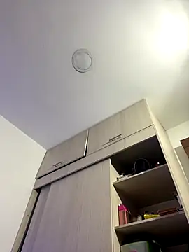 Snapshot of KloheCurvy chatting on 10-08-25, 02:47 KloheCurvy online show from 10-08-25, 02:47