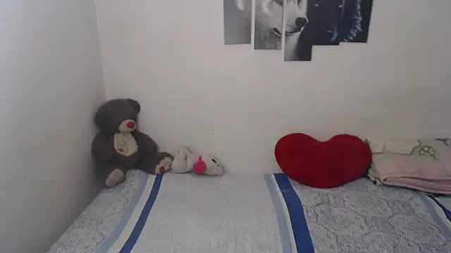 Pocahontas Princess  online show from 03-25-26, 06:36