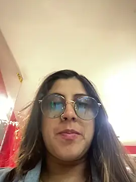 Snapshot of girl_anni chatting on 01-30-25, 10:19 girl anni online show from 01-30-25, 10:19