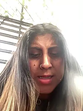 Snapshot of girl_anni chatting on 02-10-25, 07:49 girl anni online show from 02-10-25, 07:49