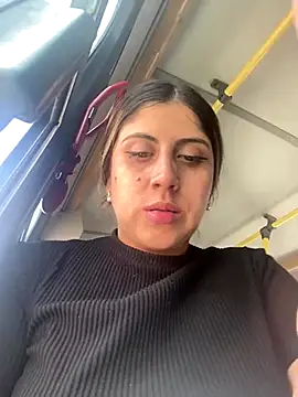 girl anni online show from 10-26-25, 06:58