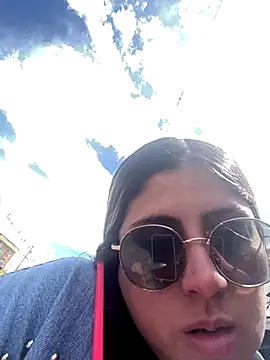 girl anni online show from 11-01-25, 03:47