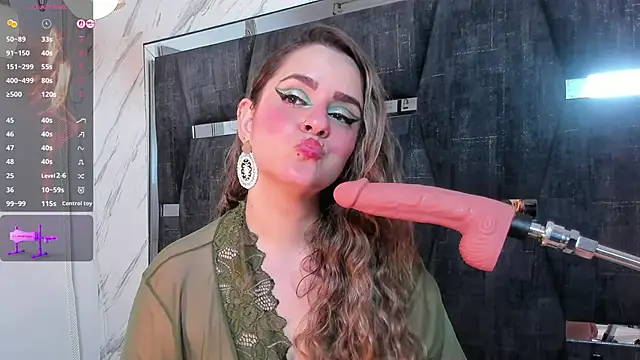 GinnaGrace online show from 10-04-25, 01:31