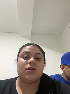 alissonfernandez  online show from 12-30-24, 03:58