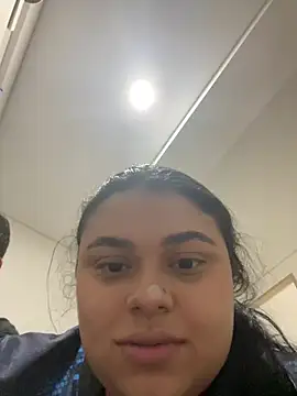 alissonfernandez  online show from 01-08-25, 04:34