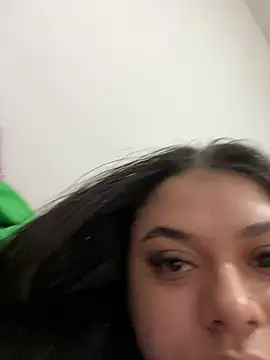 alissonfernandez  online show from 01-10-25, 03:06