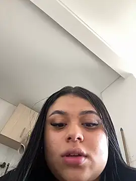alissonfernandez  online show from 01-15-25, 07:12