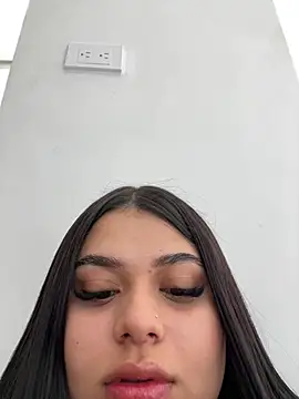 alissonfernandez  online show from 01-16-25, 05:55