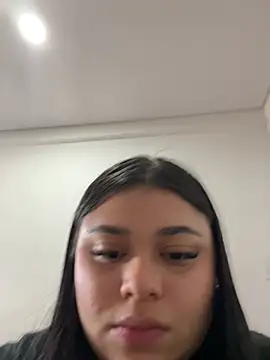 alissonfernandez  online show from 01-22-25, 03:51