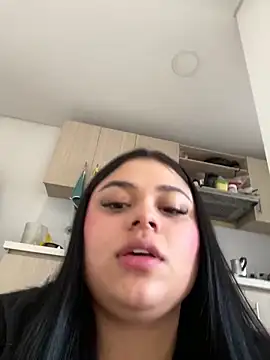 alissonfernandez  online show from 01-24-25, 01:36