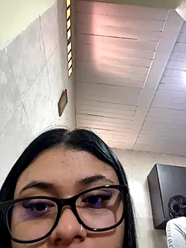 alissonfernandez  online show from 09-24-25, 02:09