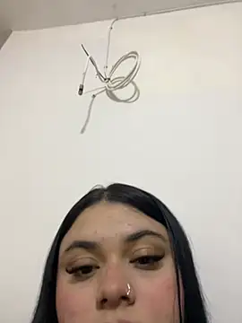 alissonfernandez  online show from 05-02-26, 09:25