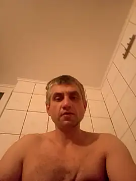 Gotowy40 online show from 10-26-25, 01:11