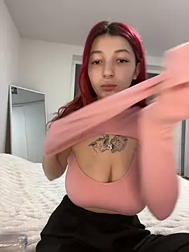Alissa kiss online show from 12-17-24, 03:06