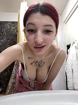 Alissa kiss online show from 12-25-24, 04:32
