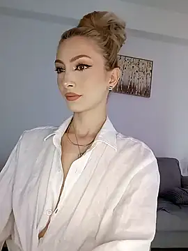 AnyaLobb62 online show from 01-27-25, 08:51