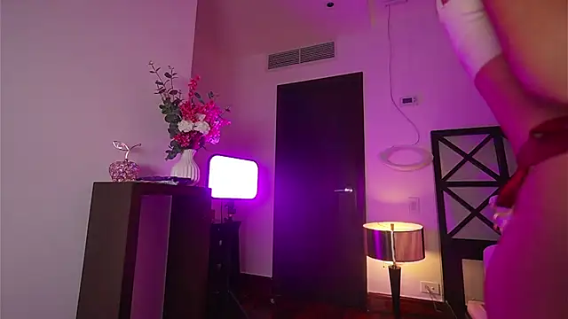 LunaMystyque online show from 09-11-25, 08:09