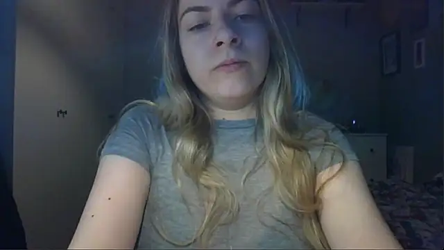 Snapshot of ROSIEx_sweet chatting on 04-28-26, 06:51 ROSIEx sweet online show from 04-28-26, 06:51