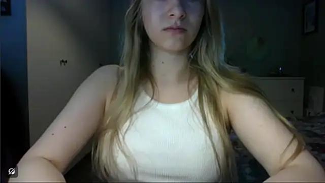 Snapshot of ROSIEx_sweet chatting on 05-04-26, 06:53 ROSIEx sweet online show from 05-04-26, 06:53