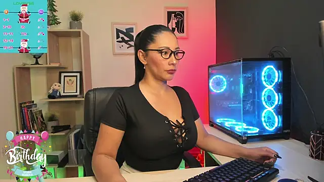 Sue Wolls online show from 12-19-24, 07:18