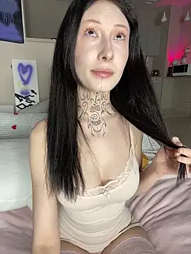 your Roxy online show from 12-16-24, 01:32