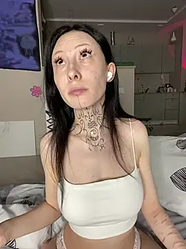 your Roxy online show from 12-29-24, 08:37