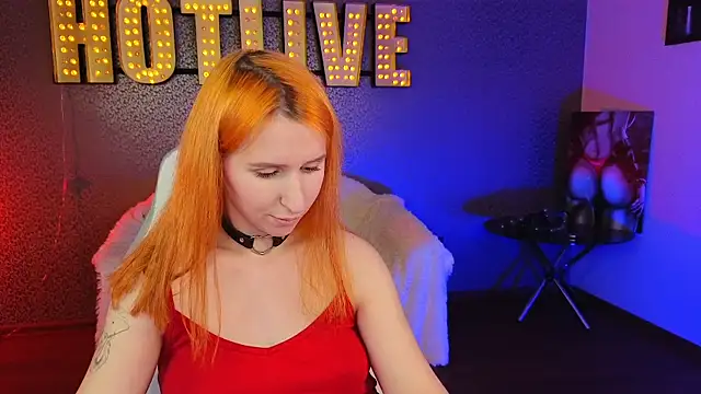 Snapshot of AliceBYKiss chatting on 01-31-25, 12:40 AliceBYKiss online show from 01-31-25, 12:40