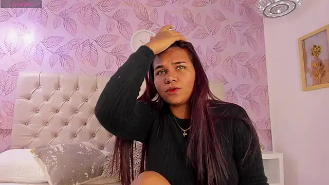 Carolina Evanss online show from 01-16-25, 03:34