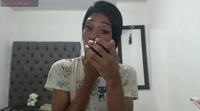 Snapshot of lucianadolll chatting on 03-07-25, 07:49 lucianadolll online show from 03-07-25, 07:49