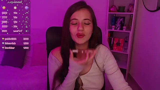 Snapshot of Soy_abby chatting on 03-07-25, 01:53 Soy abby online show from 03-07-25, 01:53