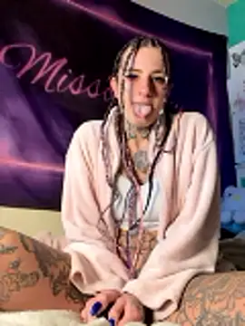 BlazyKitsune- online show from 01-07-26, 11:23