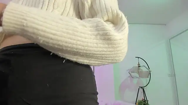 Theia moon online show from 03-06-25, 12:41