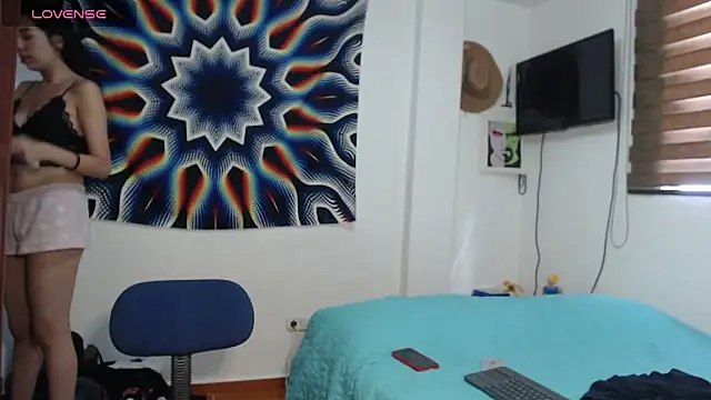 Snapshot of AshleyandTyler chatting on 01-14-25, 08:26 AshleyandTyler online show from 01-14-25, 08:26