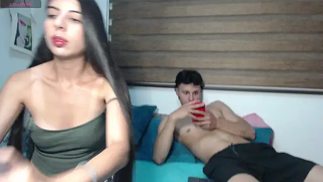 Snapshot of AshleyandTyler chatting on 02-26-25, 12:16 AshleyandTyler online show from 02-26-25, 12:16