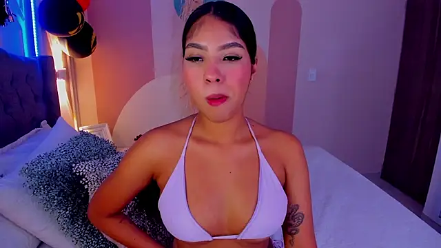 MadyLust online show from 10-31-25, 05:52