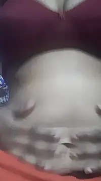 Snapshot of samosa73 chatting on 12-15-24, 06:37 samosa73 online show from 12-15-24, 06:37