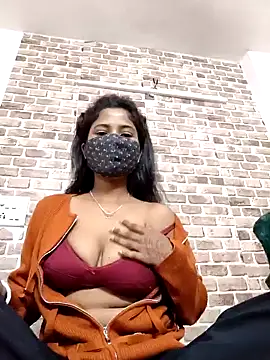 Snapshot of samosa73 chatting on 01-20-25, 04:21 samosa73 online show from 01-20-25, 04:21