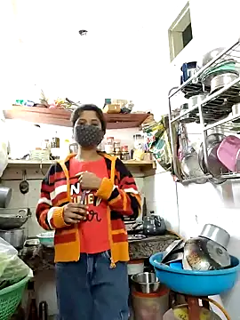 Snapshot of samosa73 chatting on 01-23-25, 02:39 samosa73 online show from 01-23-25, 02:39