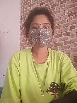 Snapshot of samosa73 chatting on 03-08-25, 10:43 samosa73 online show from 03-08-25, 10:43