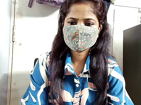 Snapshot of samosa73 chatting on 10-24-25, 06:48 samosa73 online show from 10-24-25, 06:48