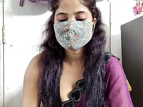 Snapshot of samosa73 chatting on 10-30-25, 05:24 samosa73 online show from 10-30-25, 05:24