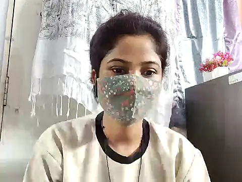 Snapshot of samosa73 chatting on 11-08-25, 07:34 samosa73 online show from 11-08-25, 07:34