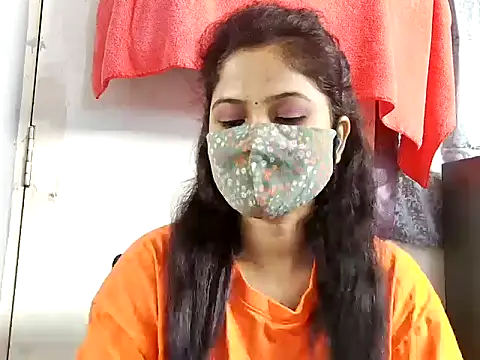 Snapshot of samosa73 chatting on 11-15-25, 06:37 samosa73 online show from 11-15-25, 06:37