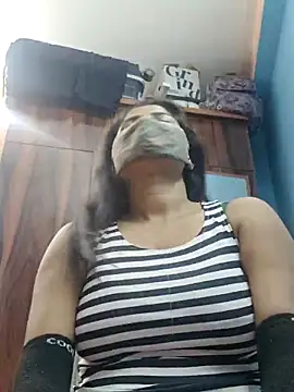 Snapshot of samosa73 chatting on 02-16-26, 06:53 samosa73 online show from 02-16-26, 06:53