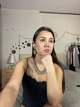 Snapshot of MiraMiss chatting on 01-21-25, 11:35 MiraMiss online show from 01-21-25, 11:35