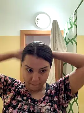 MiraMiss online show from 11-13-25, 06:56