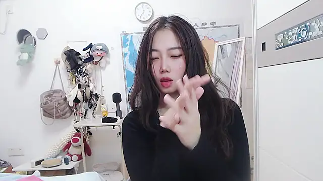Cherie-xinxin01 online show from 12-05-24, 04:23