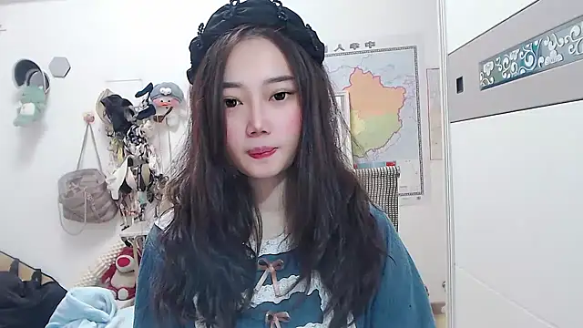 Cherie-xinxin01 online show from 12-06-24, 03:11
