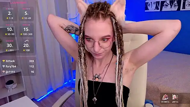 Snapshot of VioletShine chatting on 01-17-25, 05:41 VioletShine online show from 01-17-25, 05:41